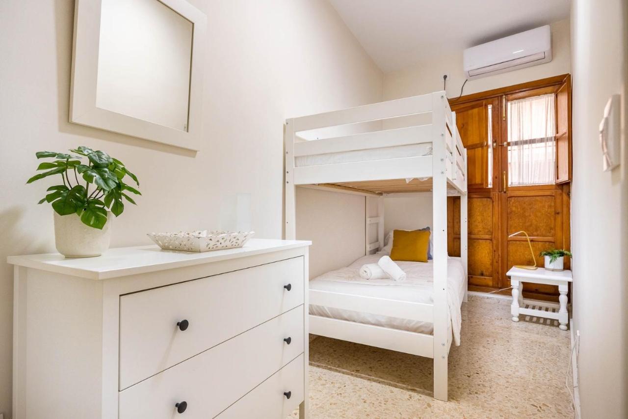 Canarios Sweet Home Sevilla Exterior foto